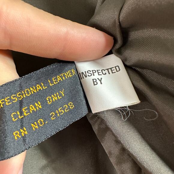 VINTAGE Reeds Sportswear Leather Jacket Mens 46R Brown Soft Leather Bomber - Picture 9 of 16